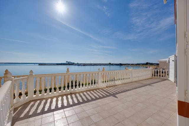 4 bedroom Apartment for sale in Playa del Acequión, Torrevieja with pool garage - € 389,500 (Ref: 9495445)