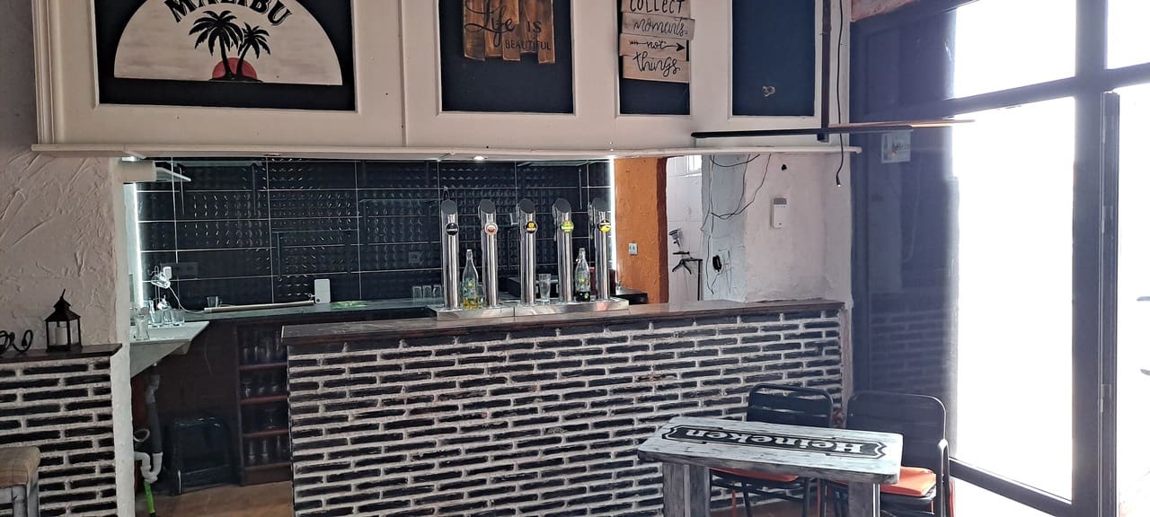 Commercial for sale in Los Dolses with pool - € 79,000 (Ref: 9495449)