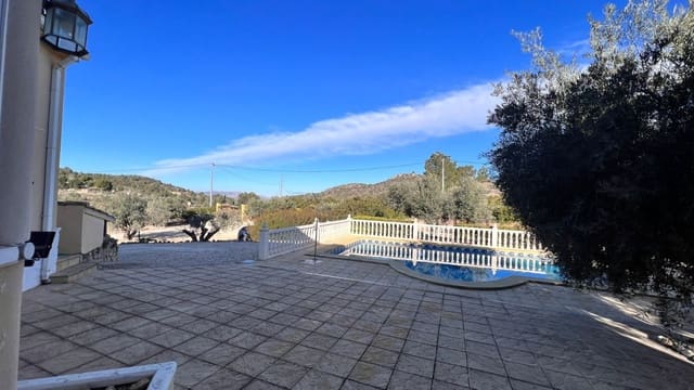 3 bedroom Finca/Country House for sale in Pinar de Campoverde, Pilar de la Horadada with pool - € 395,000 (Ref: 9500193)