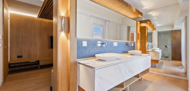 2 quarto Apartamento para venda em Centro - Muelle Pesquero, Torrevieja com piscina - 349 000 € (Ref: 9500196)