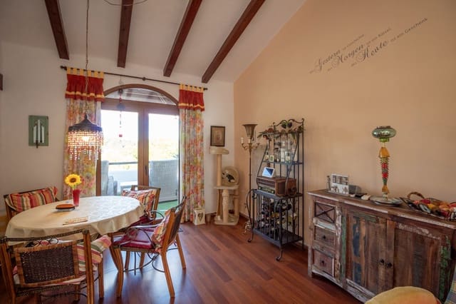 2 sypialnia Dom blizniak na sprzedaż w Villamartin, Orihuela z basenem - 299 000 € (Ref: 9500200)