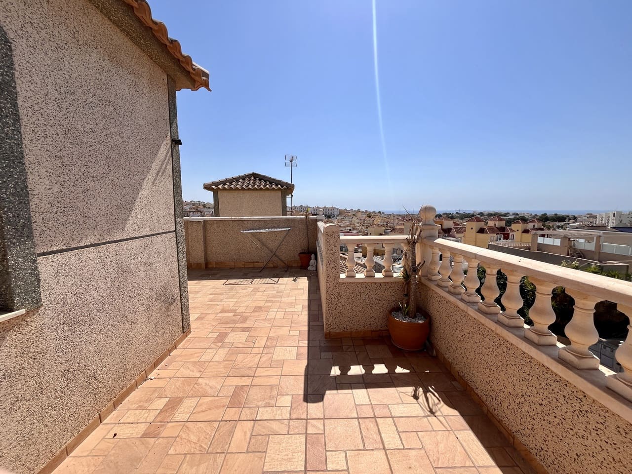 4 bedroom Villa for sale in San Miguel de Salinas with pool - € 249,999 (Ref: 9500218)