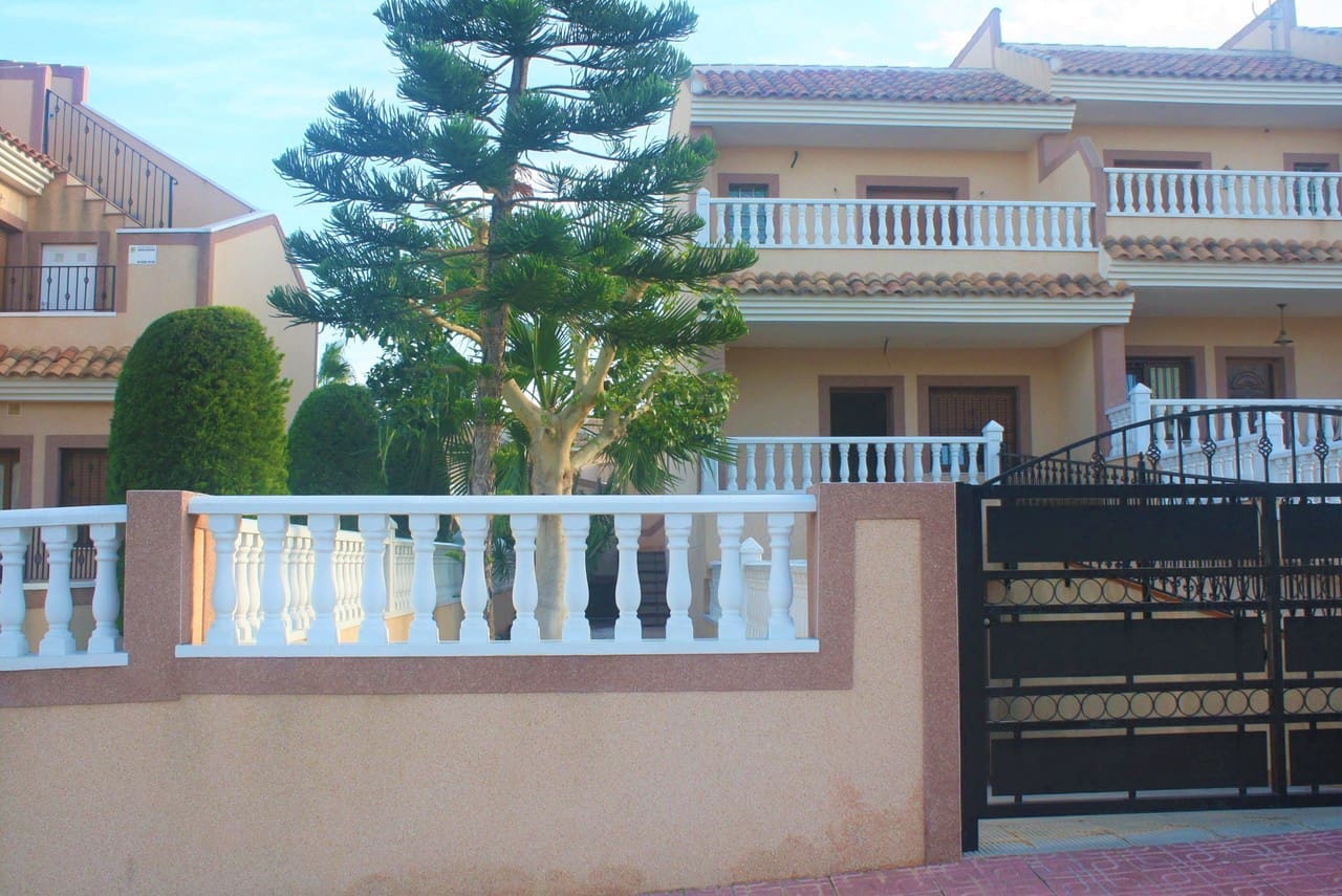 2 bedroom Townhouse for sale in Los Altos with pool - € 339,000 (Ref: 9500226)