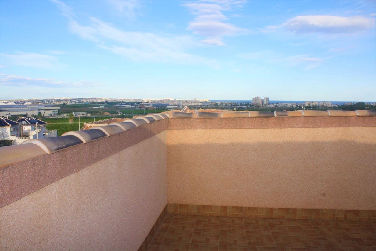 2 bedroom Townhouse for sale in Los Altos with pool - € 339,000 (Ref: 9500226)