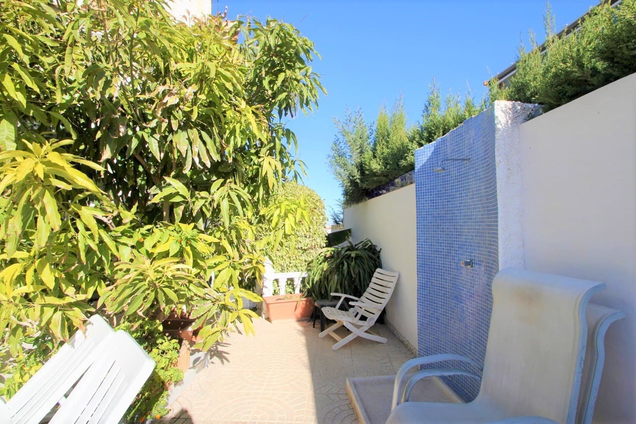 6 bedroom Villa for sale in Orihuela Costa with pool - € 469,000 (Ref: 9506330)
