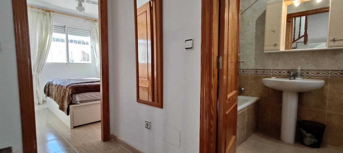 3 bedroom Townhouse for sale in Cabo Roig with pool - € 229,950 (Ref: 9510310)