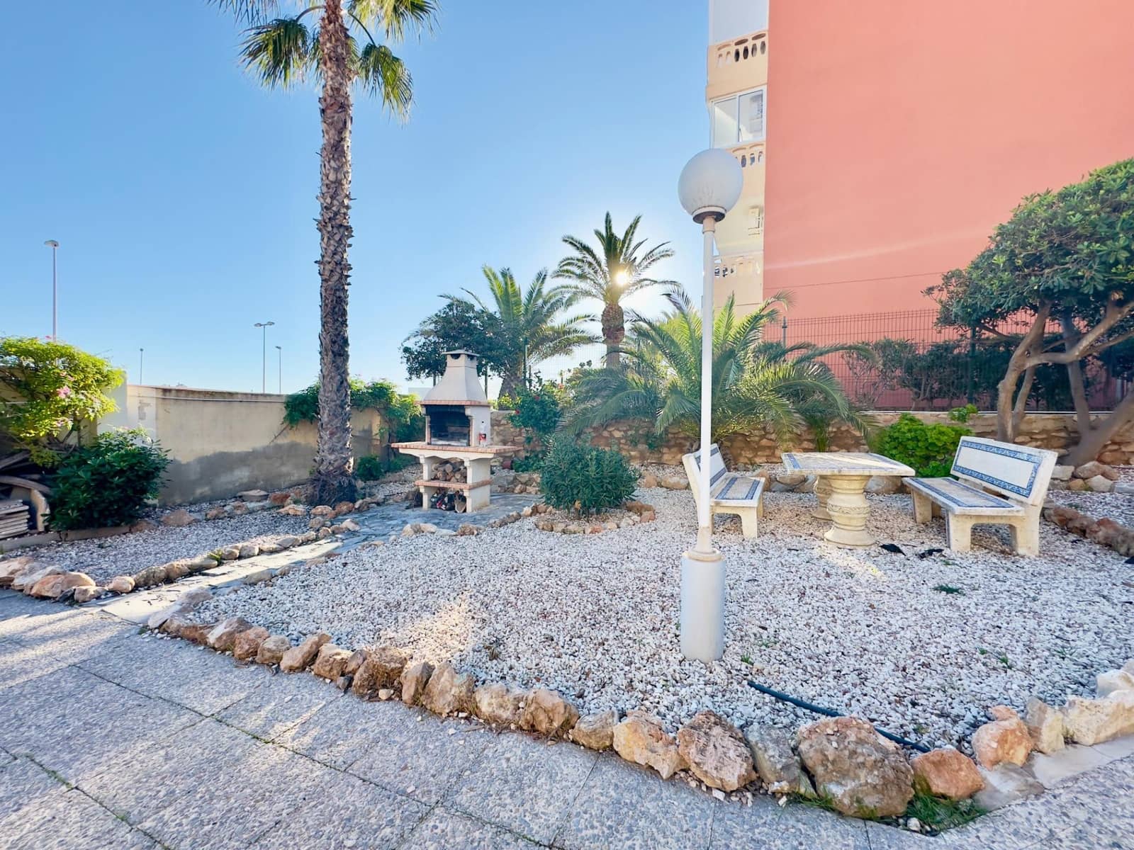1 makuuhuone Huoneisto myytävänä paikassa Torrevieja mukana uima-altaan - 135 000 € (Ref: 9521649)