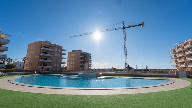 3 bedroom Apartment for sale in El Raso, Guardamar del Segura with pool - € 395,000 (Ref: 9521653)