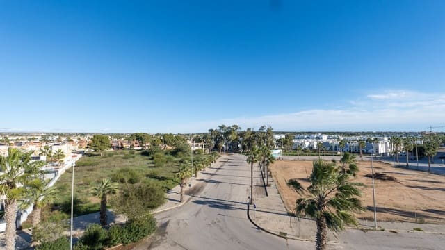 3 bedroom Apartment for sale in El Raso, Guardamar del Segura with pool - € 395,000 (Ref: 9521653)