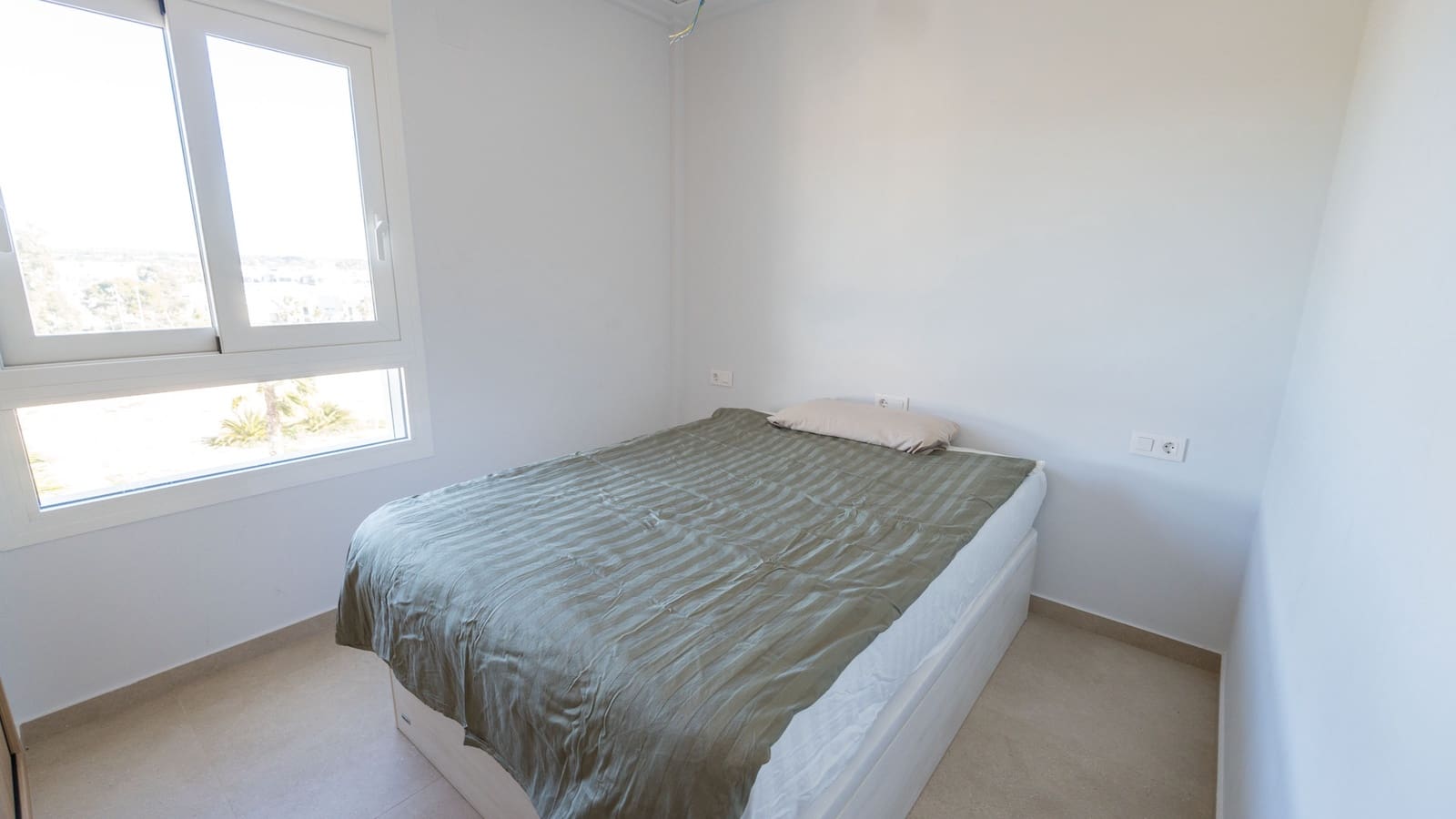 3 bedroom Apartment for sale in El Raso with pool - € 395,000 (Ref: 9521653)