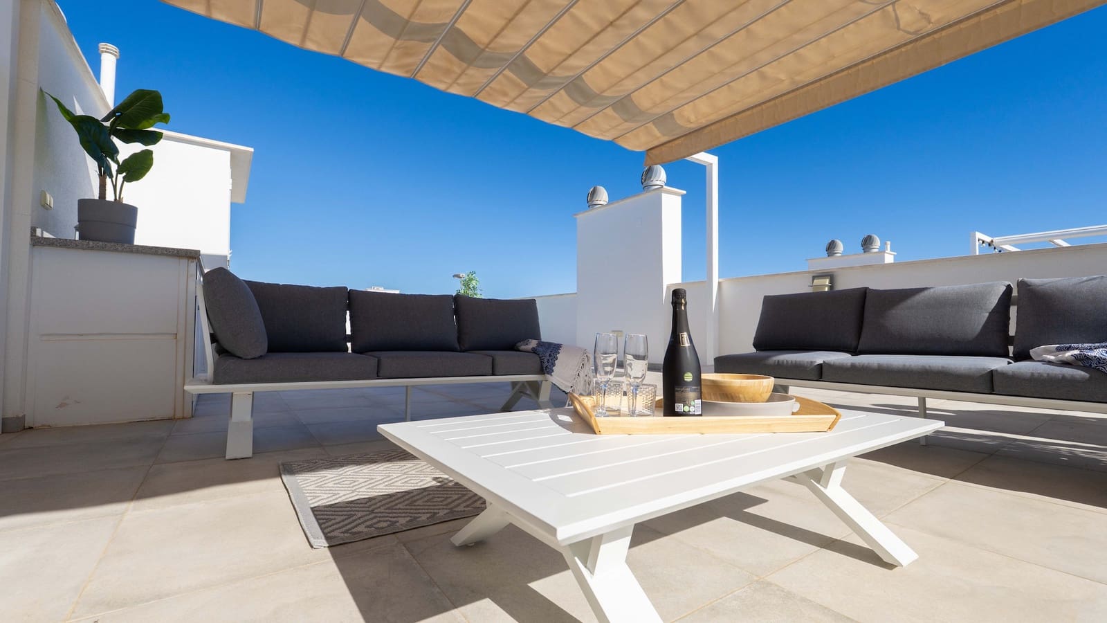 3 slaapkamer Appartement te koop in Torre de la Horadada met zwembad - € 399.000 (Ref: 9521654)