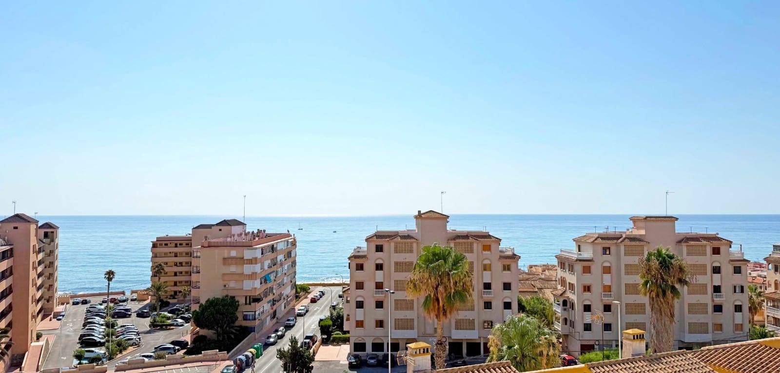 1 sypialnia Apartament na sprzedaż w Torrevieja z basenem garażem - 199 000 € (Ref: 9532091)