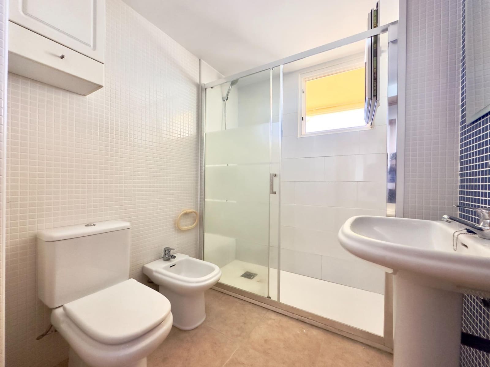 2 sovrum Lägenhet till salu i La Manga del Mar Menor med pool - 315 000 € (Ref: 9539479)