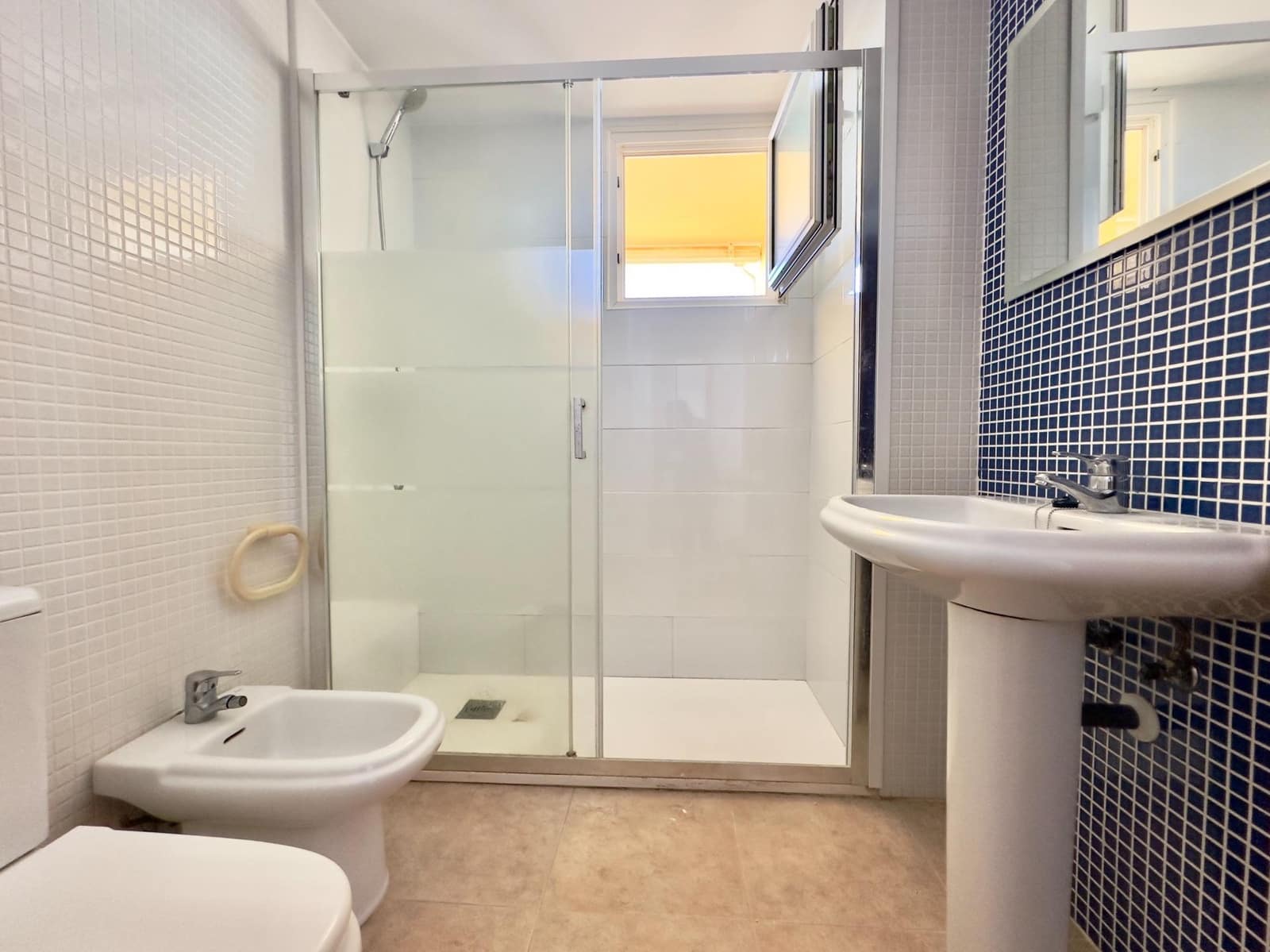 2 sovrum Lägenhet till salu i La Manga del Mar Menor med pool - 315 000 € (Ref: 9539479)