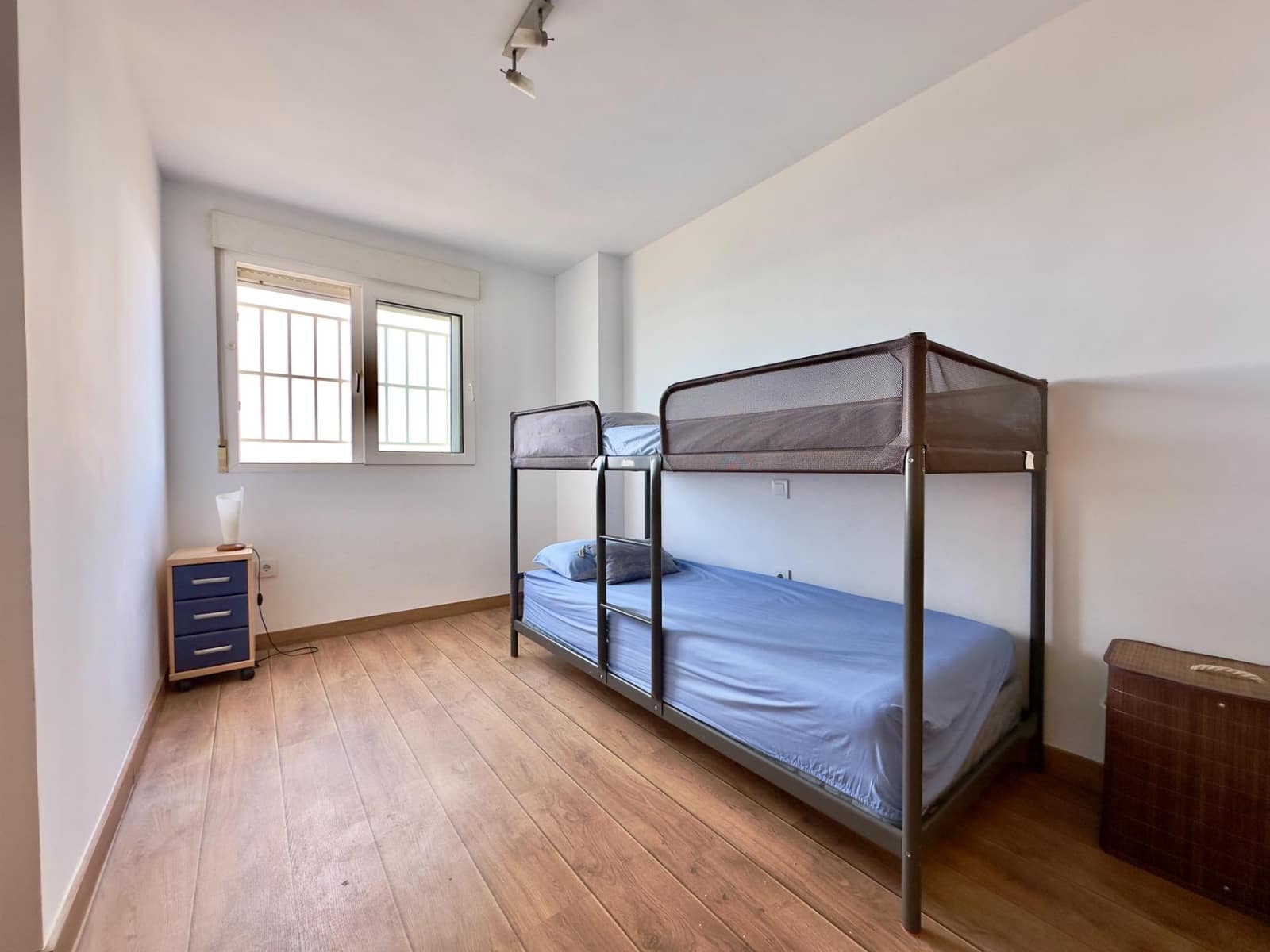 2 sovrum Lägenhet till salu i La Manga del Mar Menor med pool - 315 000 € (Ref: 9539479)