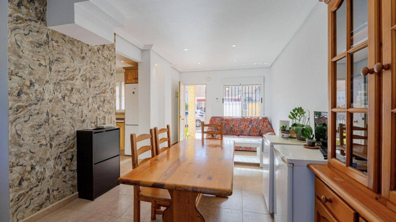 2 bedroom Terraced Villa for sale in Los Altos with pool - € 199,000 (Ref: 9550001)