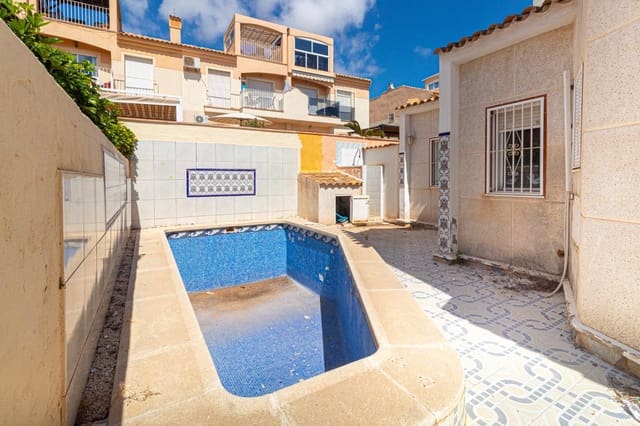 Chalet de 3 habitaciones en Playa Flamenca, Orihuela en venta con piscina - 189.000 € (Ref: 9550004)