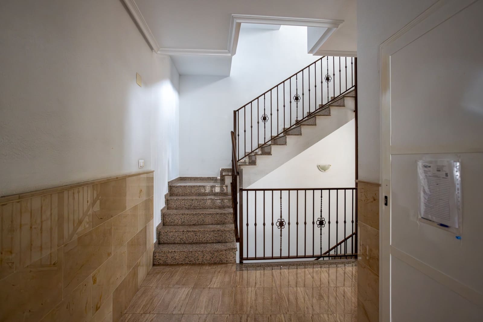 3 sypialnia Apartament na sprzedaż w Los Montesinos z basenem garażem - 145 000 € (Ref: 9559045)