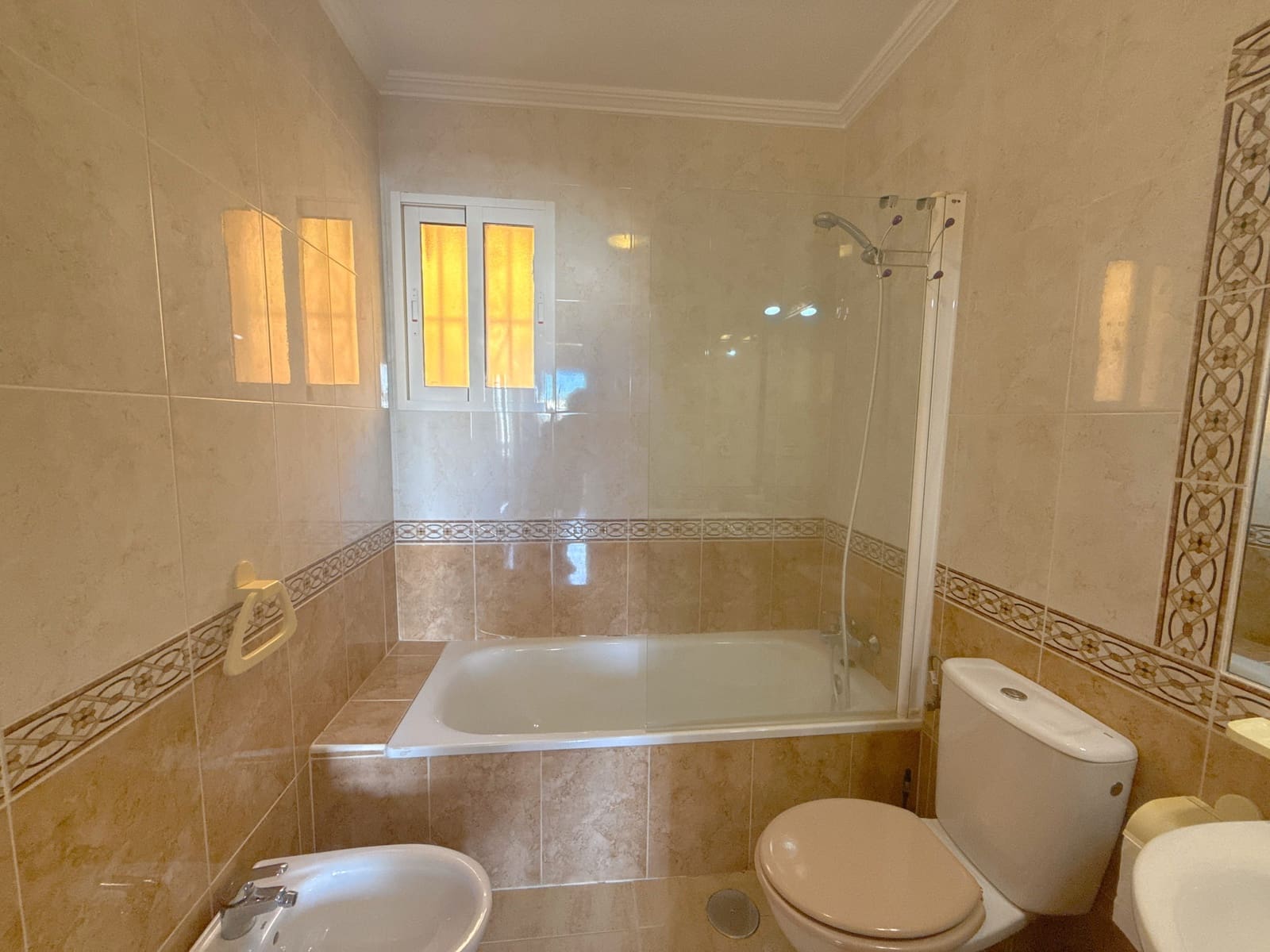 3 slaapkamer Huis te koop in Cabo Roig met zwembad garage - € 234.900 (Ref: 9570000)