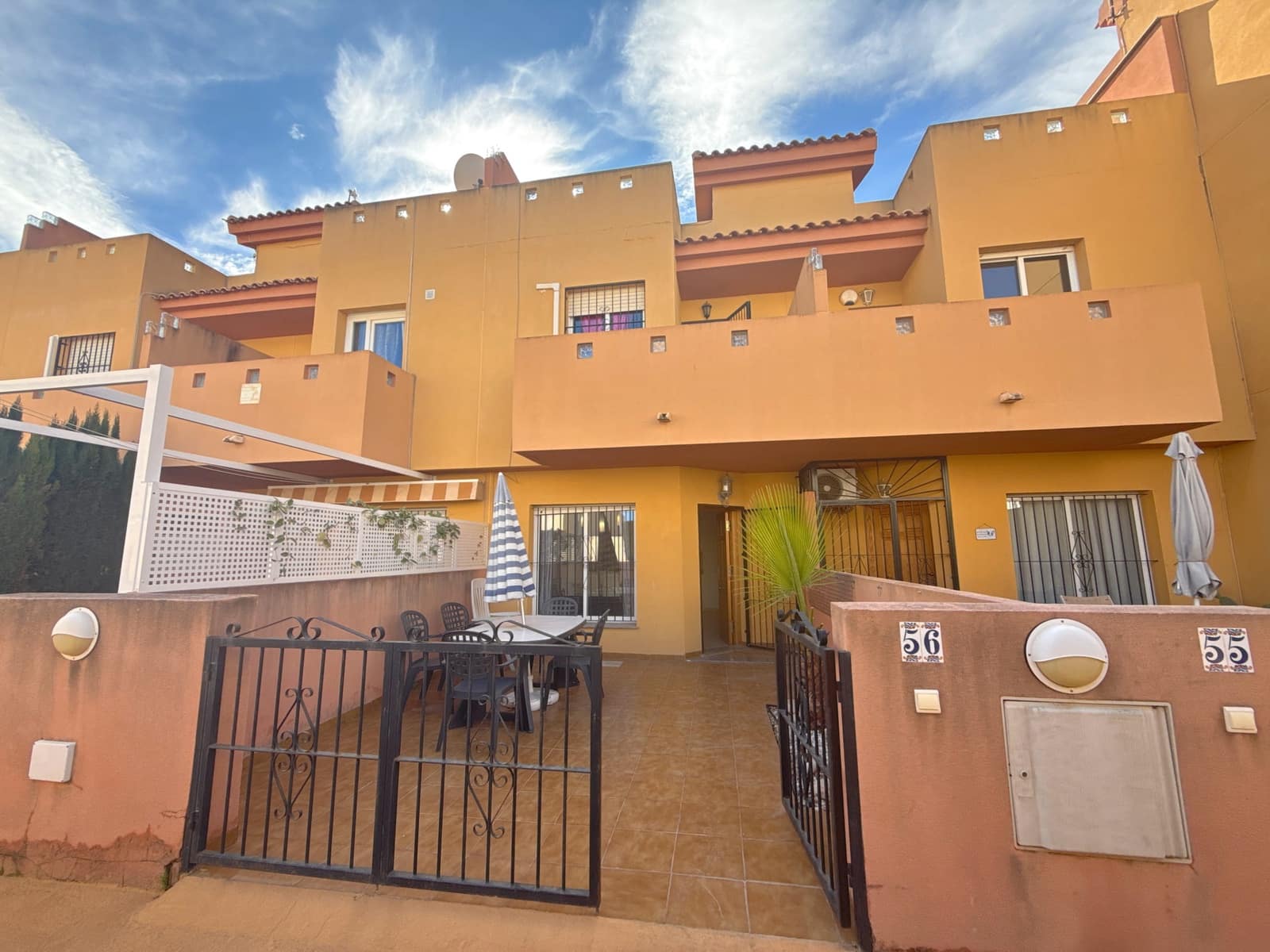 3 slaapkamer Huis te koop in Cabo Roig met zwembad garage - € 234.900 (Ref: 9570000)