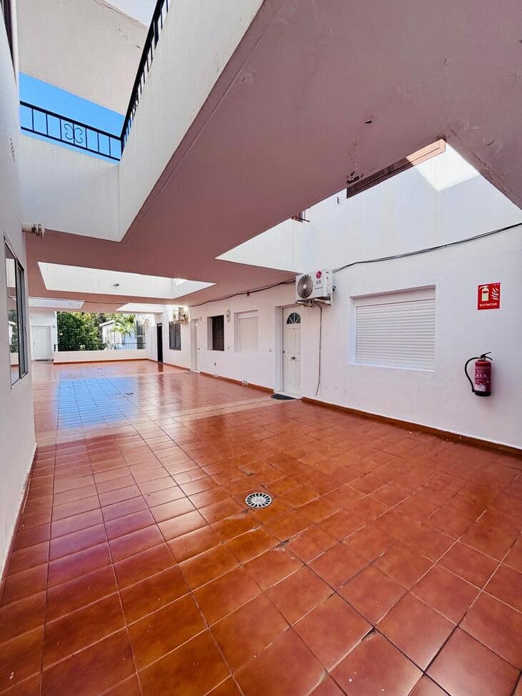 2 quarto Apartamento para venda em Villamartin com piscina - 155 000 € (Ref: 9584666)