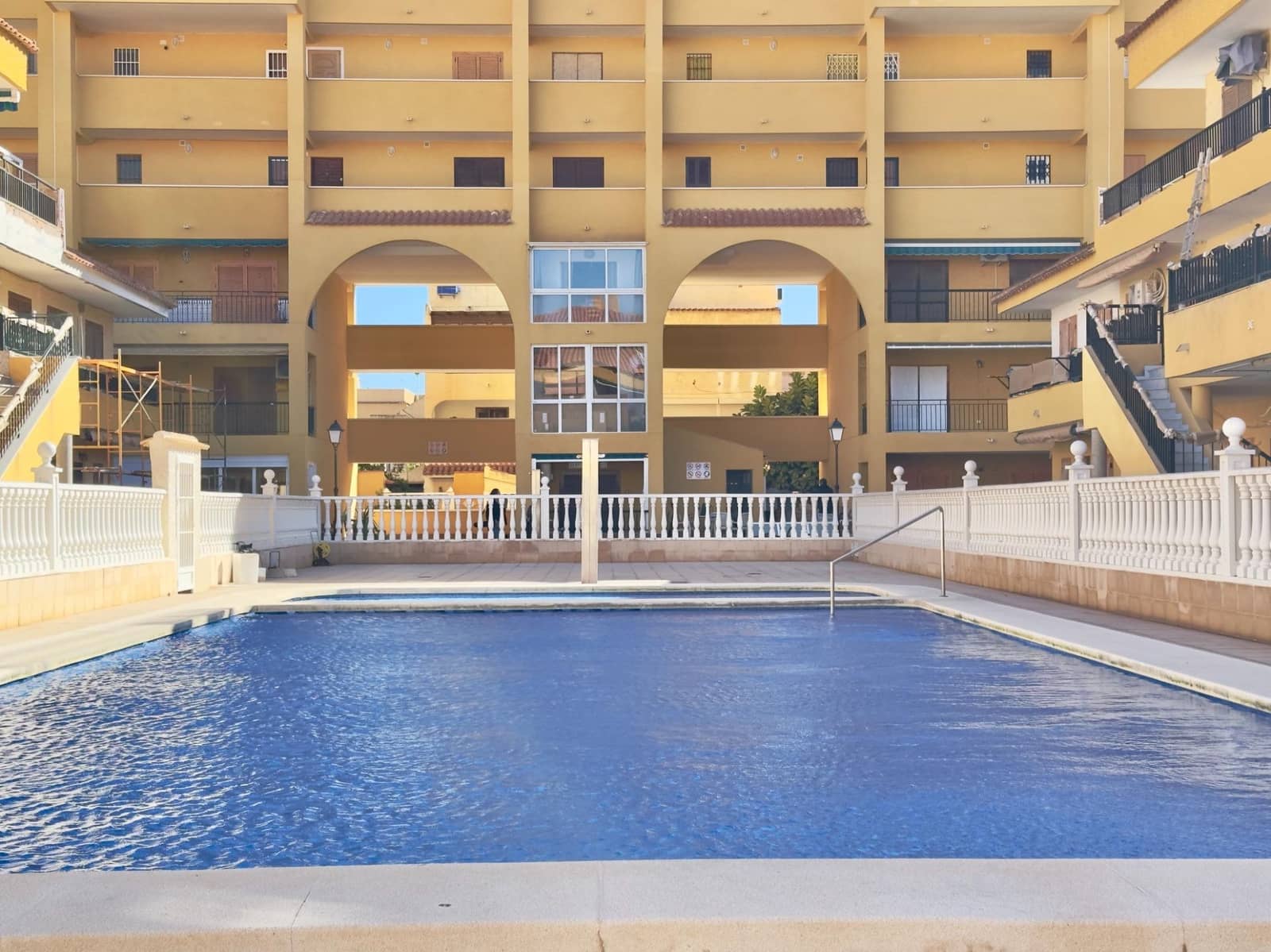 Studio til salg i La Mata med swimmingpool - € 119.900 (Ref: 9603702)