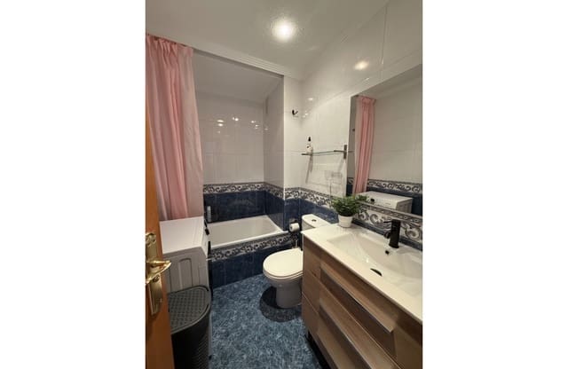 2 Zimmer Apartment zu verkaufen in La Mata, Torrevieja mit Pool - 149.800 € (Ref: 9618145)