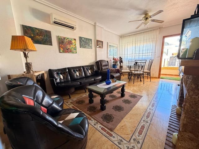 3 soverom Hus til salgs i Playa Flamenca, Orihuela med svømmebasseng - € 177 000 (Ref: 9618148)