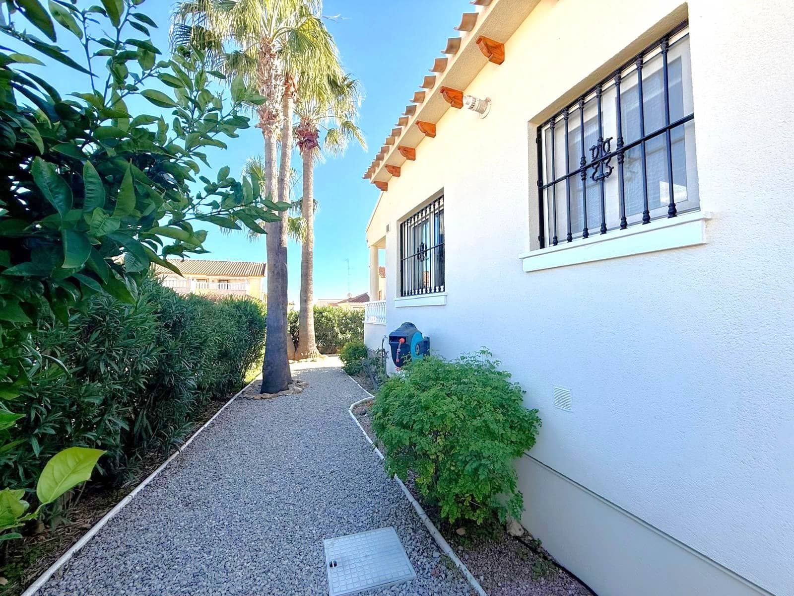 3 sypialnia Willa na sprzedaż w Orihuela Costa z basenem - 590 000 € (Ref: 9623260)