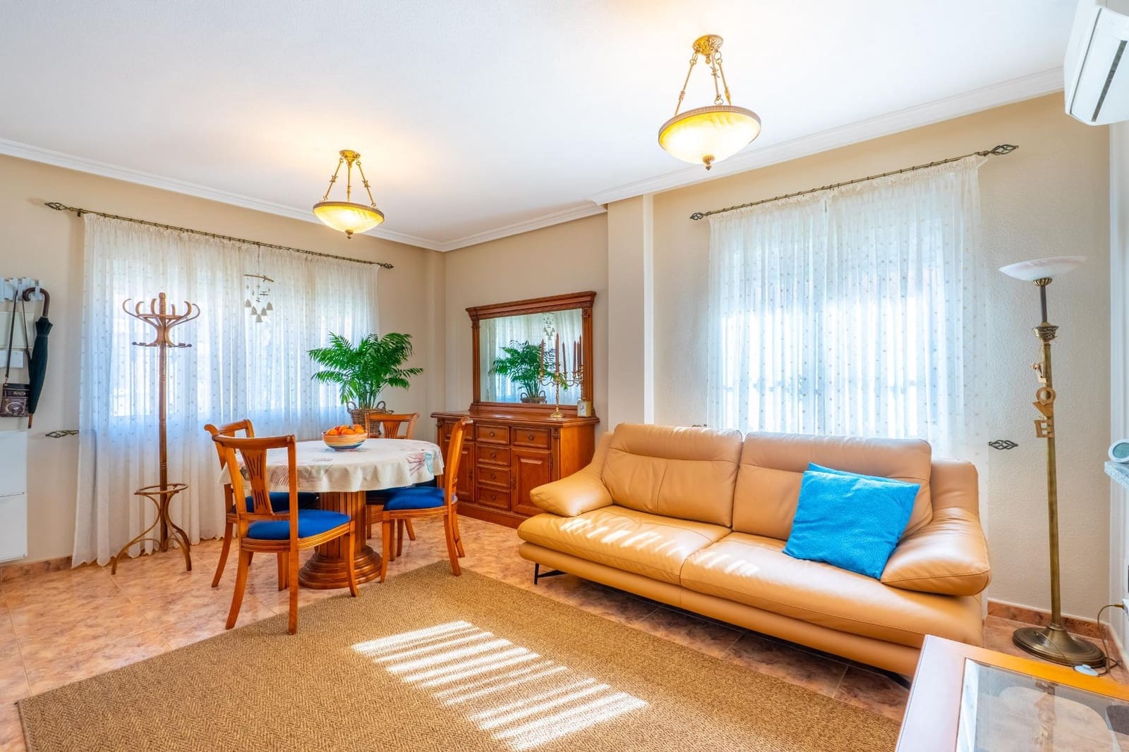 2 soveværelse Lejlighed til salg i Orihuela Costa med swimmingpool - € 258.500 (Ref: 9628217)