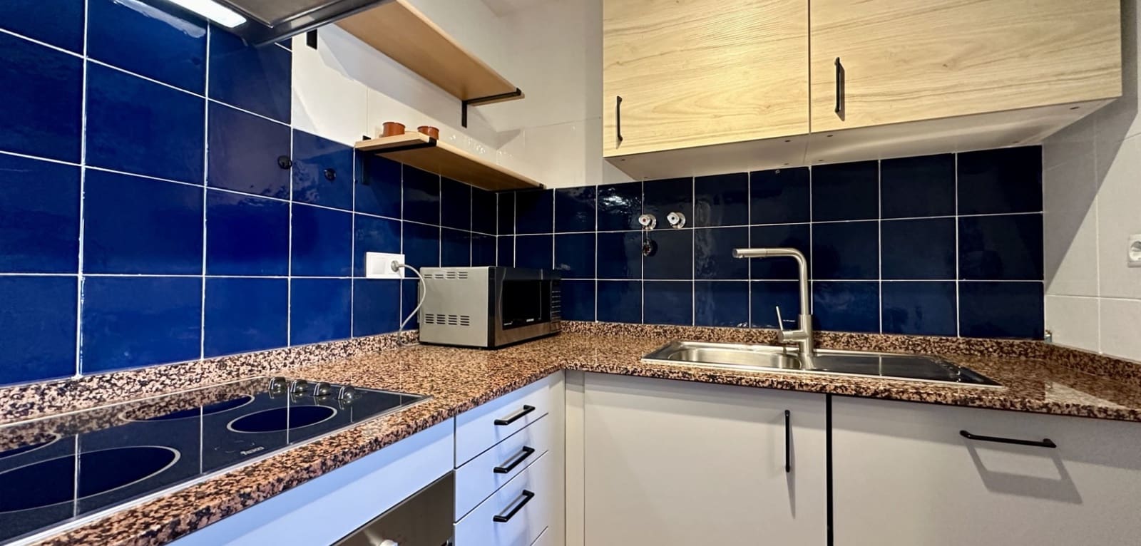 1 Zimmer Apartment zu verkaufen in Torrevieja mit Pool - 139.000 € (Ref: 9640646)