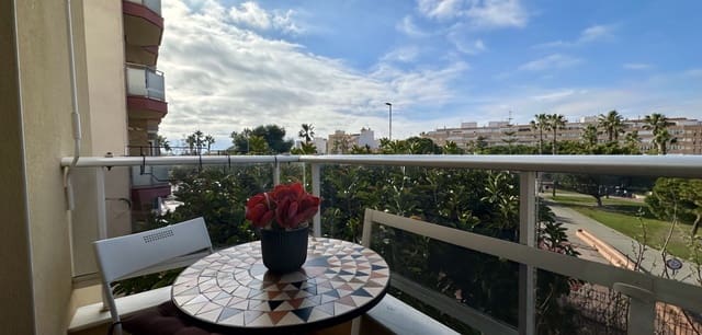 1 Zimmer Apartment zu verkaufen in Puerto Deportivo, Torrevieja mit Pool - 139.000 € (Ref: 9640646)