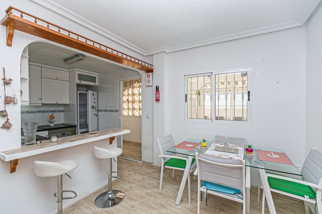 Pareado de 2 habitaciones en Mil Palmeras, Pilar de la Horadada en venta con piscina - 235.000 € (Ref: 9640647)