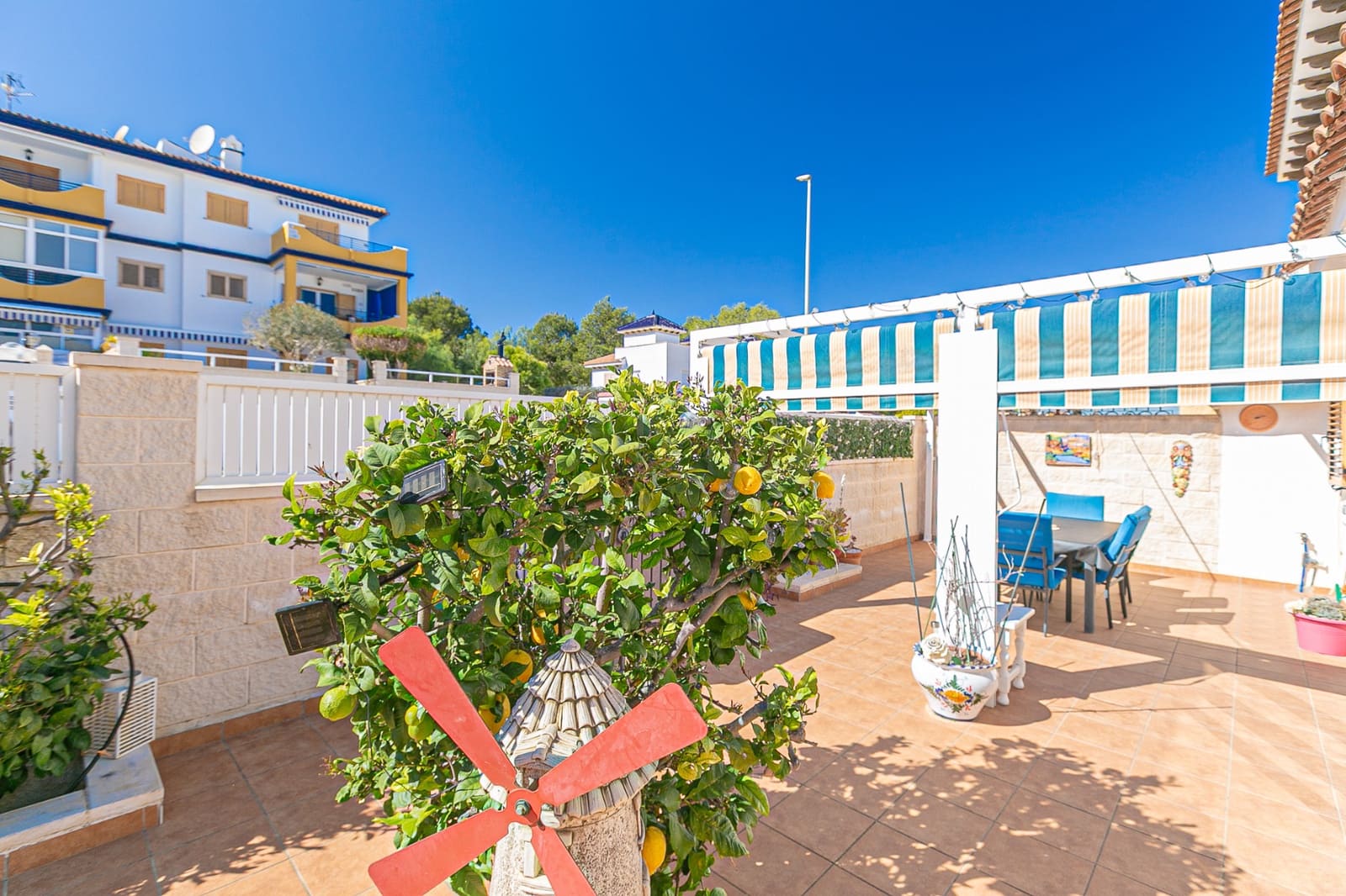 2 quarto Moradia Geminada para venda em Pilar de la Horadada com piscina - 235 000 € (Ref: 9640647)