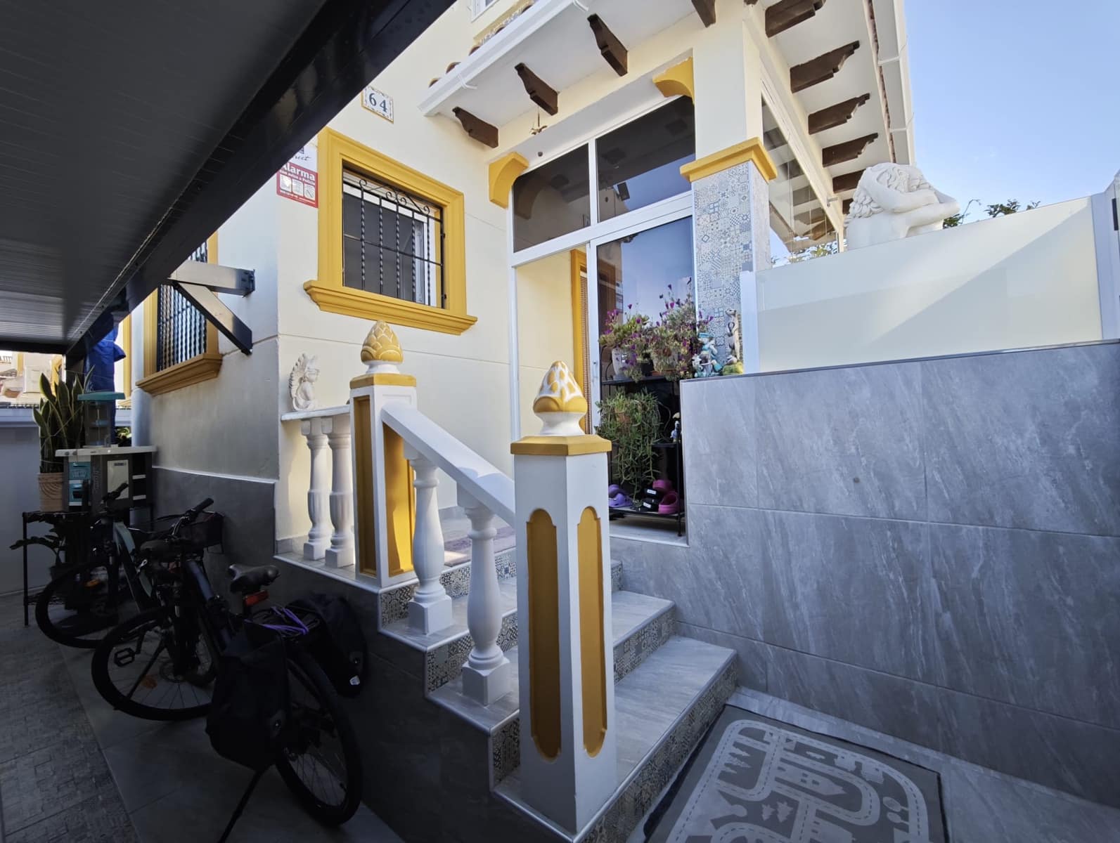 2 soveværelse Byhus til salg i Orihuela Costa med swimmingpool garage - € 269.950 (Ref: 9640649)