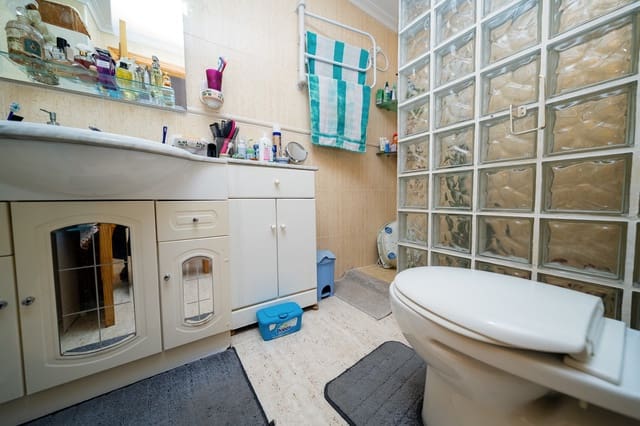 2 bedroom Apartment for sale in Playa Flamenca, Orihuela with pool - € 189,900 (Ref: 9640652)