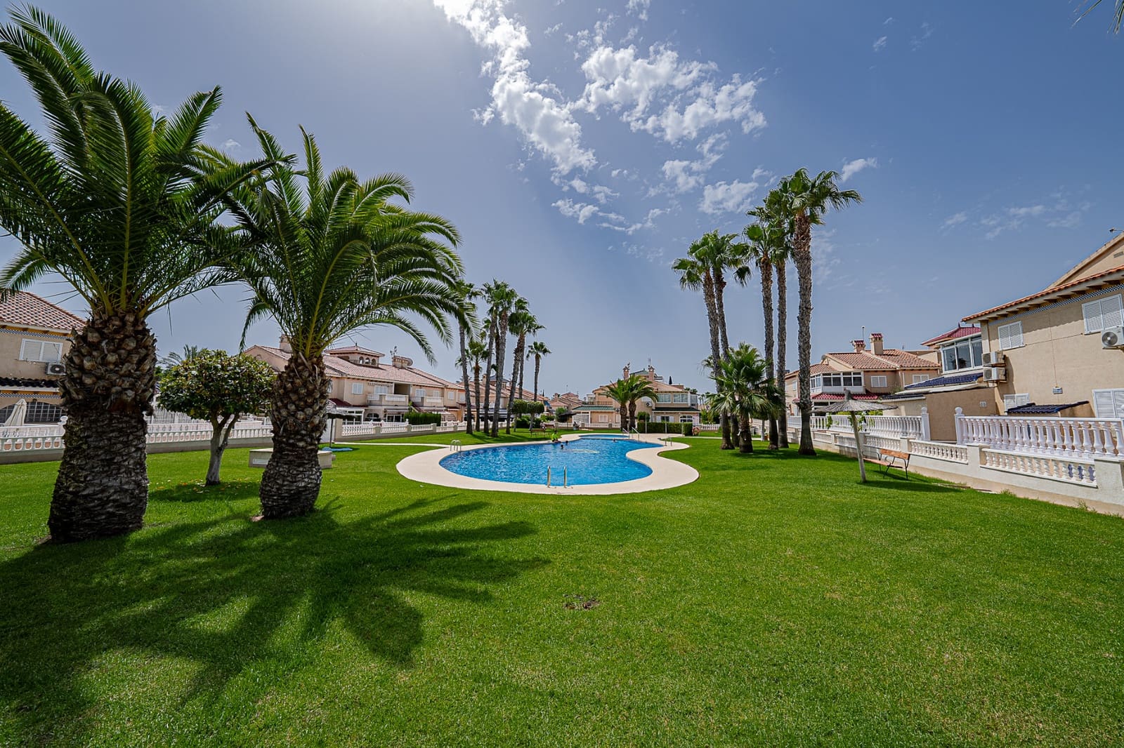 2 soverom Leilighet til salgs i Playa Flamenca med svømmebasseng - € 175 900 (Ref: 9640652)