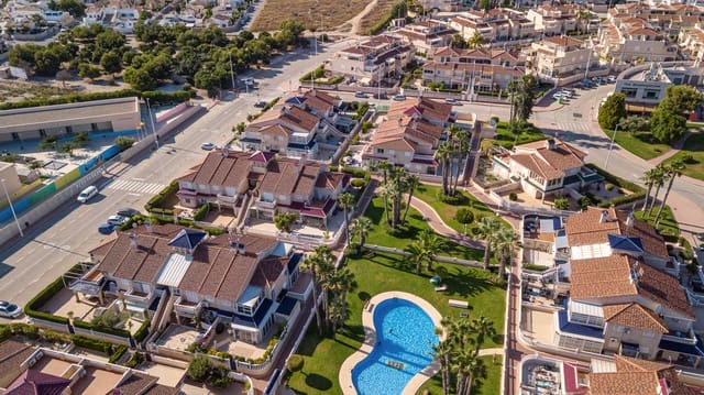 2 soverom Leilighet til salgs i Playa Flamenca, Orihuela med svømmebasseng - € 175 900 (Ref: 9640652)