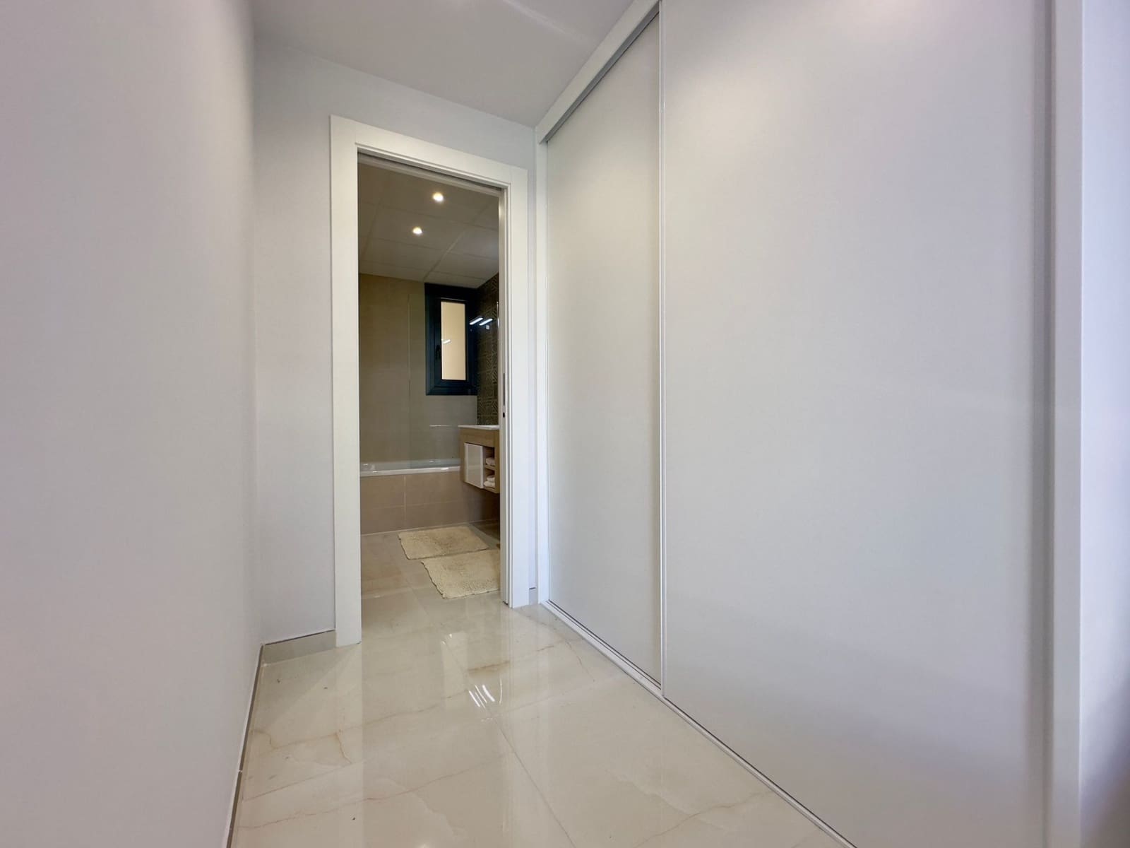 3 Zimmer Apartment zu verkaufen in Playa Flamenca mit Pool Garage - 589.900 € (Ref: 9650536)