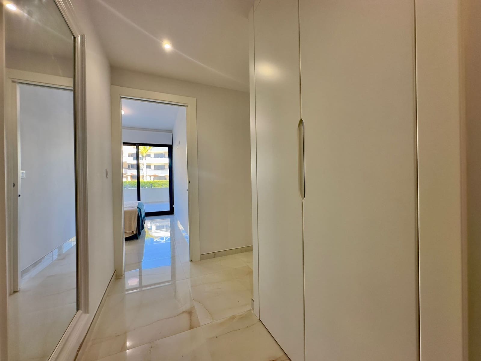 3 Zimmer Apartment zu verkaufen in Playa Flamenca mit Pool Garage - 589.900 € (Ref: 9650536)