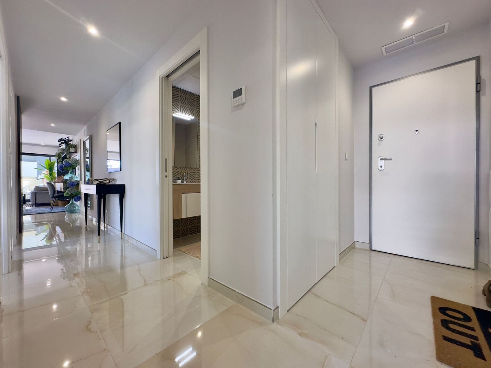 3 Zimmer Apartment zu verkaufen in Playa Flamenca mit Pool Garage - 589.900 € (Ref: 9650536)