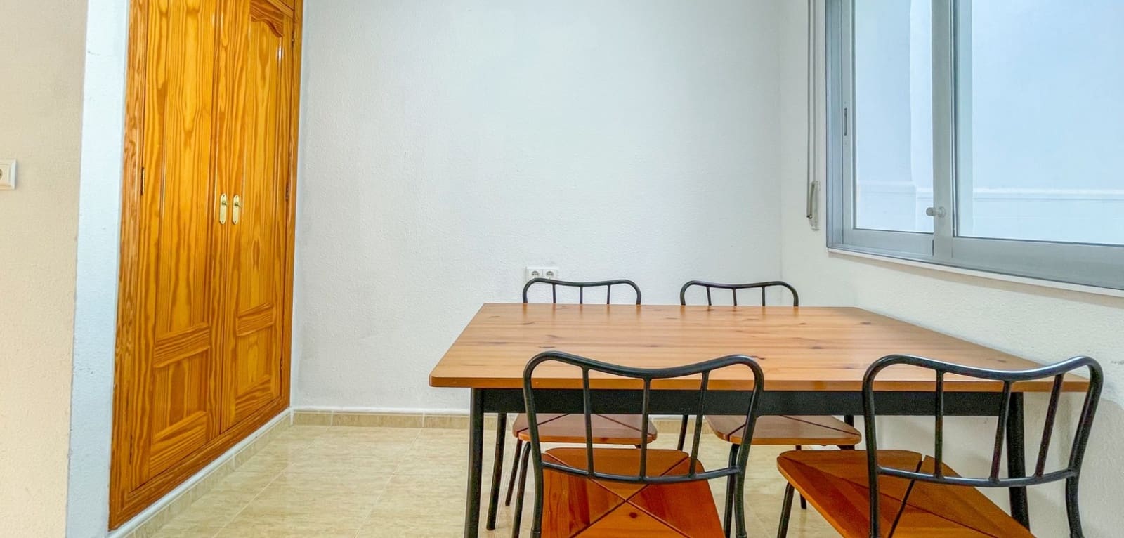 4 soveværelse Byhus til salg i Santiago de la Ribera med swimmingpool - € 195.000 (Ref: 9665213)