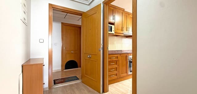 3 bedroom Apartment for sale in Antonio Machado, Torrevieja with pool - € 169,000 (Ref: 9665217)