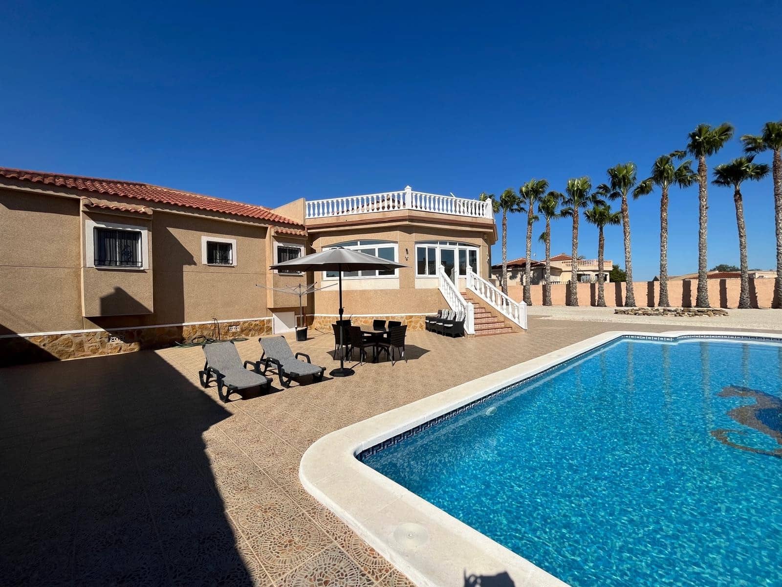 5 slaapkamer Villa te koop in Catral met zwembad - € 449.995 (Ref: 9687411)