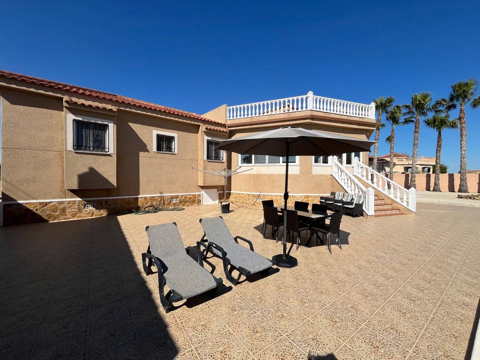 5 slaapkamer Villa te koop in Catral met zwembad - € 449.995 (Ref: 9687411)