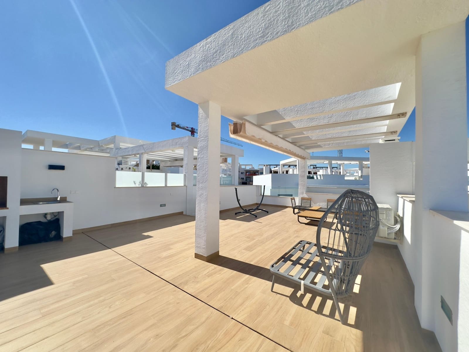 Bungalow de 2 habitaciones en Los Balcones en venta con piscina garaje - 315.000 € (Ref: 9687420)