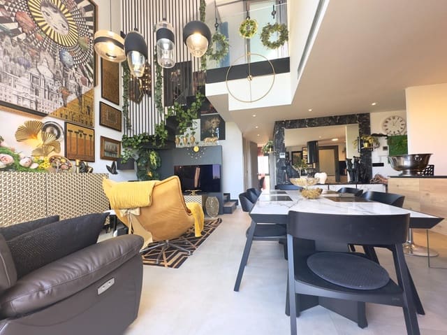 3 makuuhuone Kattohuoneisto myytävänä paikassa Los Dolses, Orihuela mukana uima-altaan - 639 000 € (Ref: 9687427)