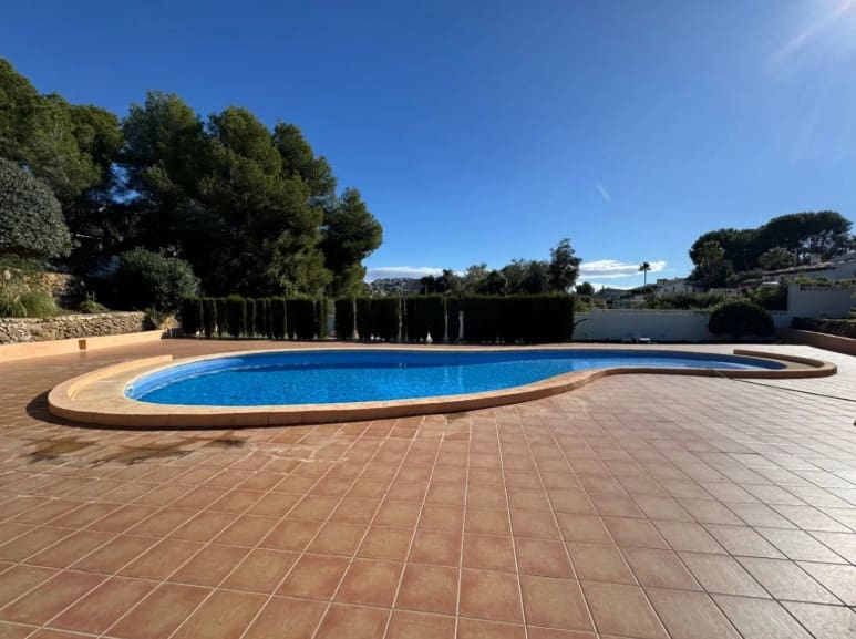 3 bedroom Apartment for sale in Moraira with pool garage - € 349,000 (Ref: 9713980)