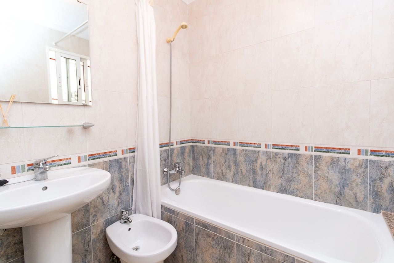 3 soverom Hus til salgs i Playa Flamenca med svømmebasseng - € 189 000 (Ref: 9713990)