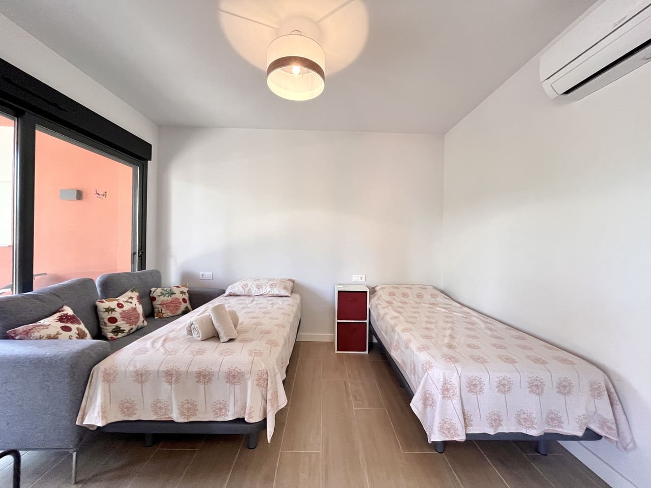 2 bedroom Apartment for sale in Villamartin with pool garage - € 249,900 (Ref: 9714005)